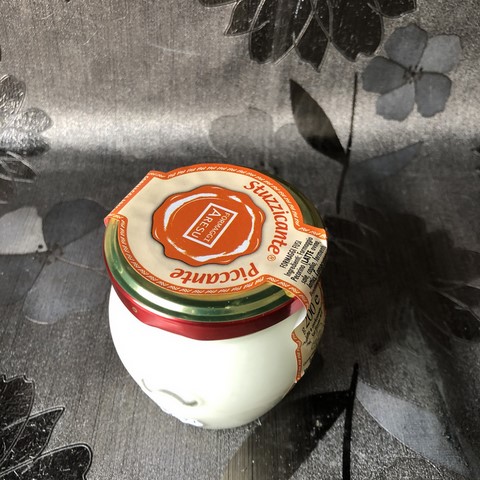 crema formaggio sarda piccante milano